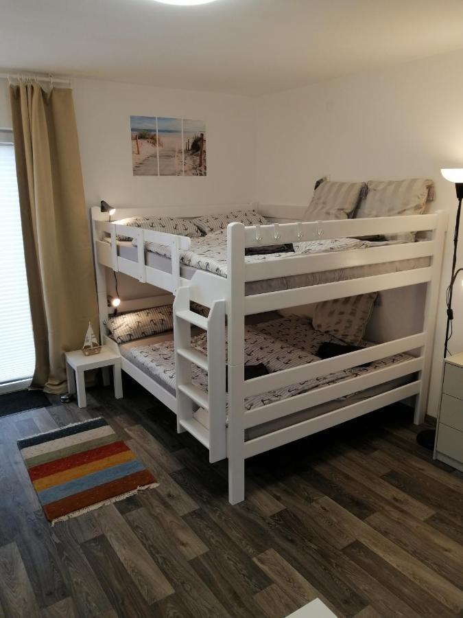 Apartment Fewo Nr 3 Sahlenburg Mit Eigener Terasse. 800mtr Vom